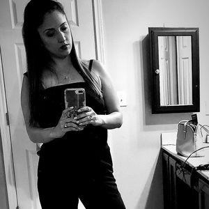 Meet your Posher, Olympia